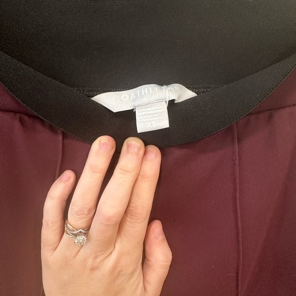 Athleta size XS plum jogger ankle pant - Picture 3 of 5